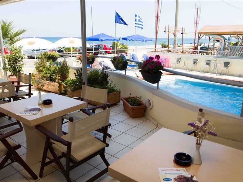 Marilyn Apartahotel